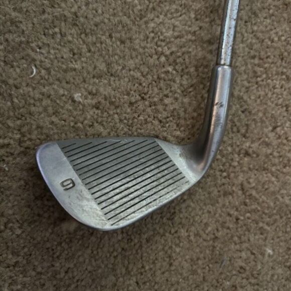Spalding Top Flite RH 9 Iron Golf Club - Picture 4 of 13